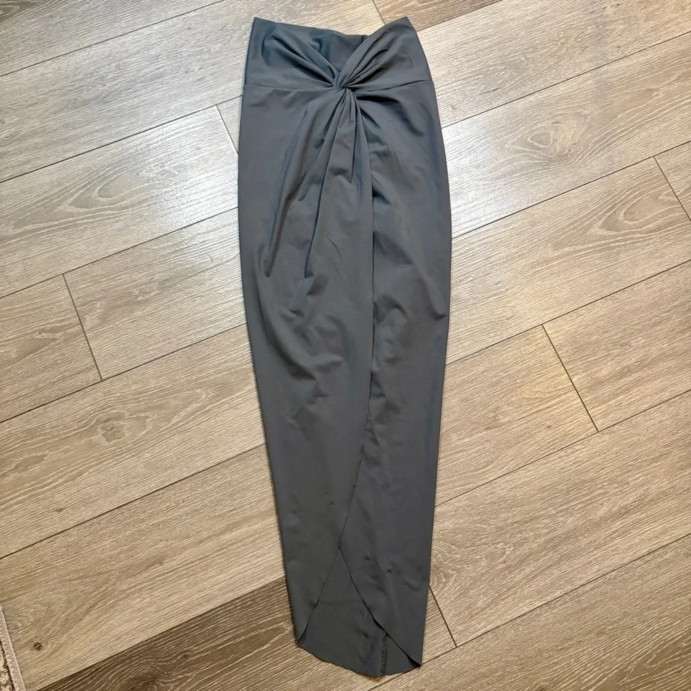 SKIMS Dark Gray Twist-Front Maxi Swim Sarong Size XXS
